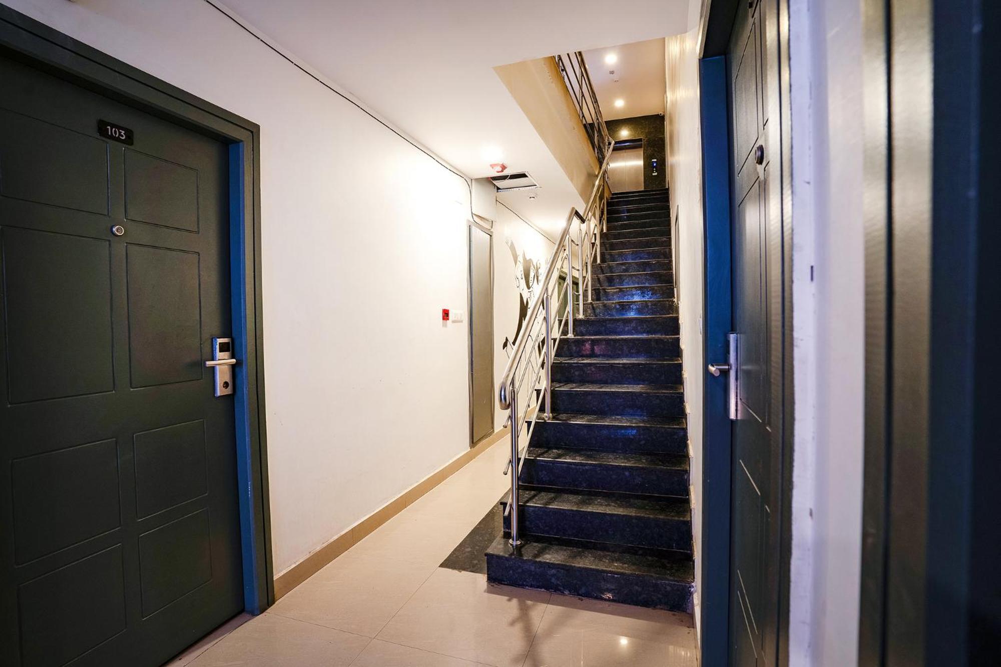Fabhotel Royal Sterling- Manyata Tech Park Bangalore Eksteriør billede