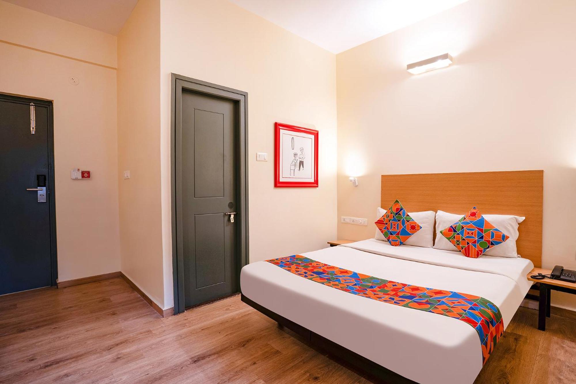 Fabhotel Royal Sterling- Manyata Tech Park Bangalore Eksteriør billede