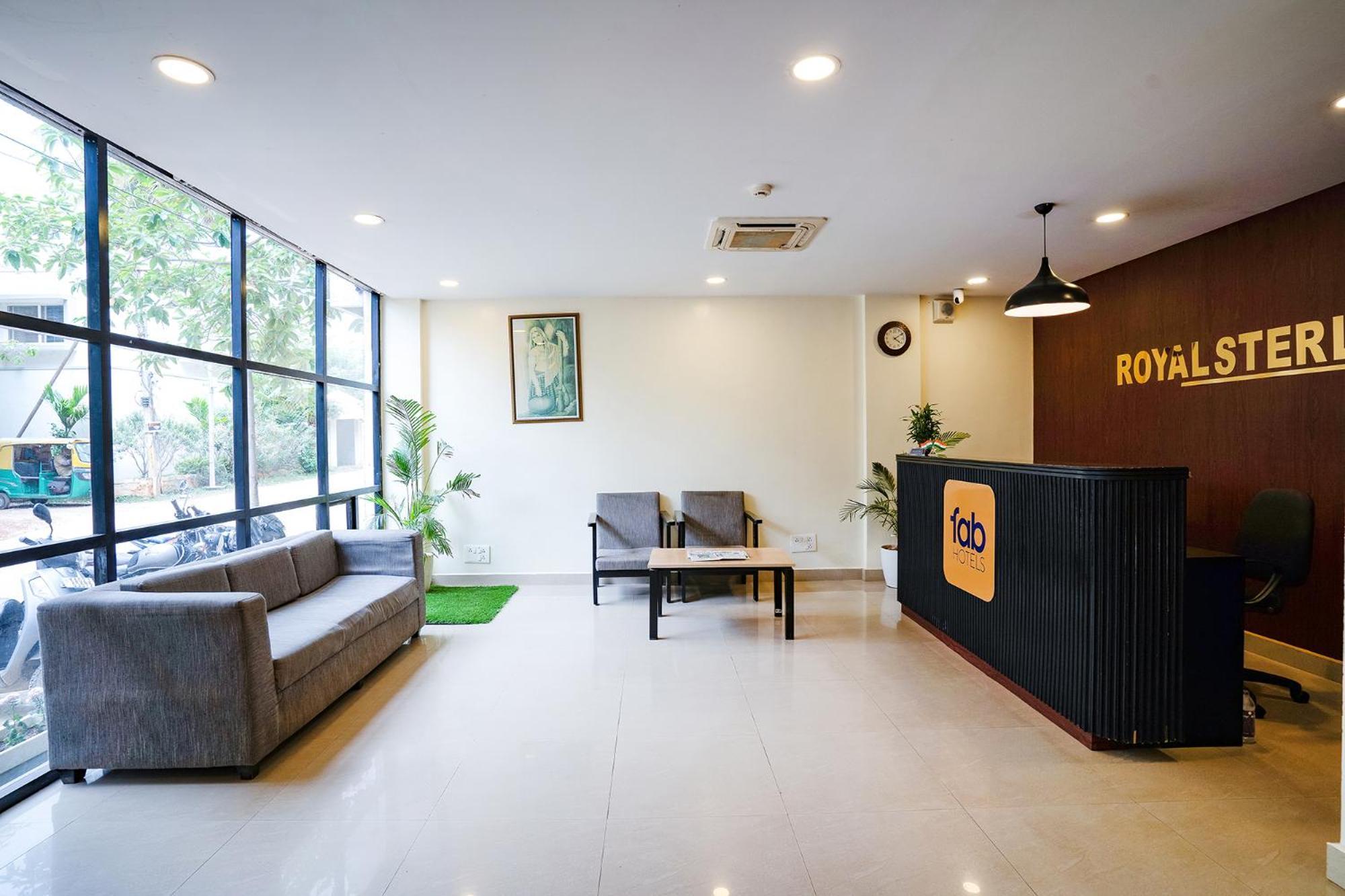 Fabhotel Royal Sterling- Manyata Tech Park Bangalore Eksteriør billede